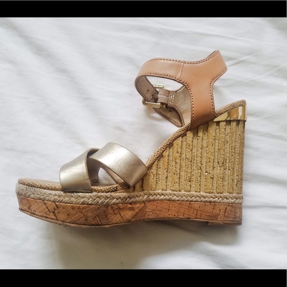 Beautiful Sam Edelman wedges - Picture 4 of 4
